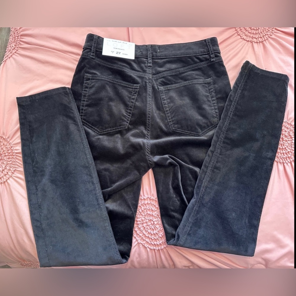 Black velvet pans from the loft size 4